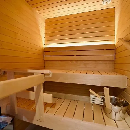 1 Bedroom Master Suite W Sauna - Downtown Rovaniemi Exterior photo